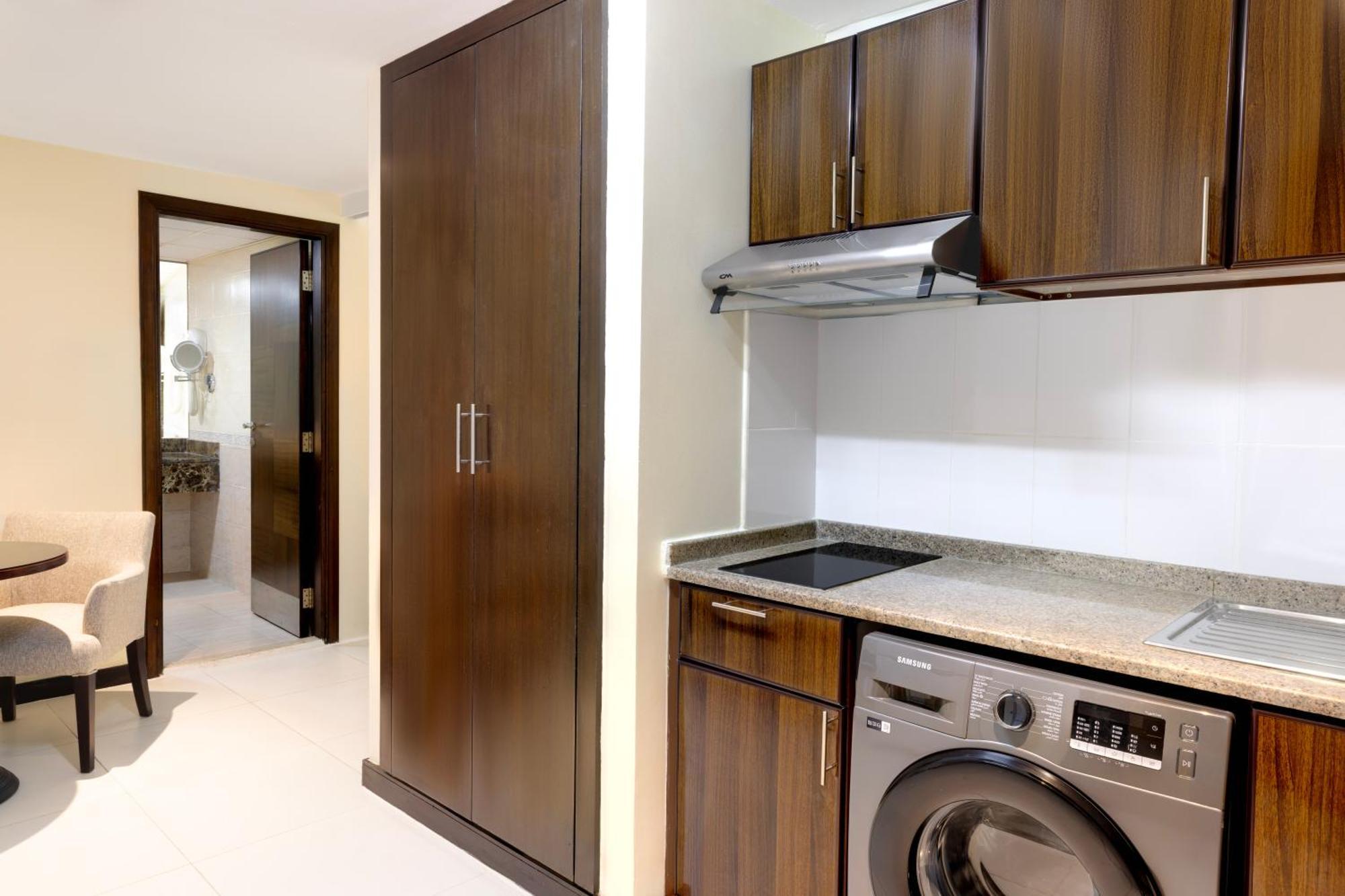 Dream City Hotel Apartments Llc Дубай Экстерьер фото
